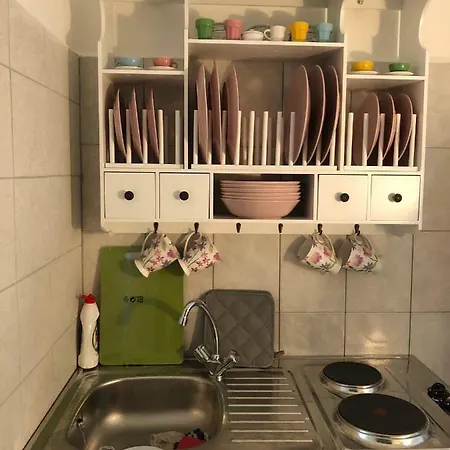 Tavasz * גיולה